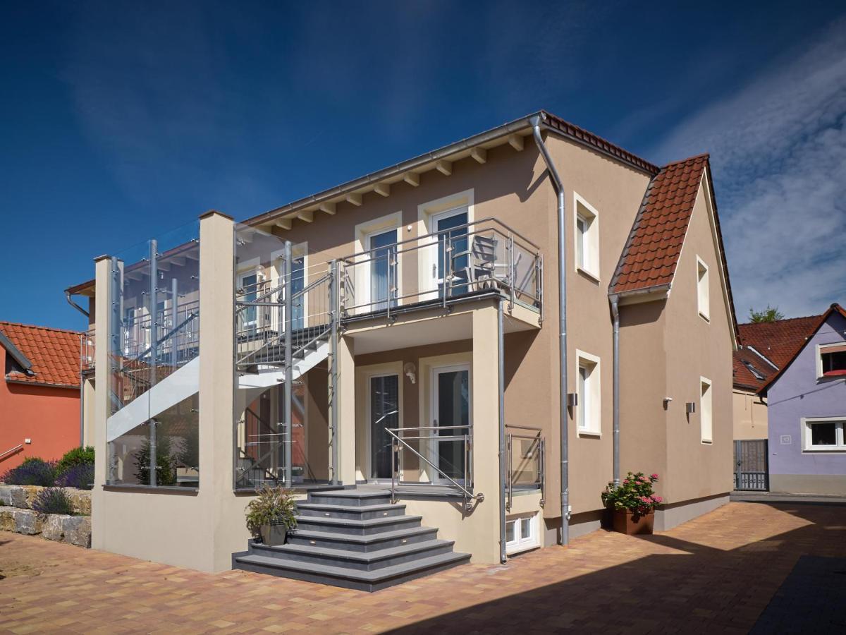 Gaestehaus Ressler Harxheim Bagian luar foto